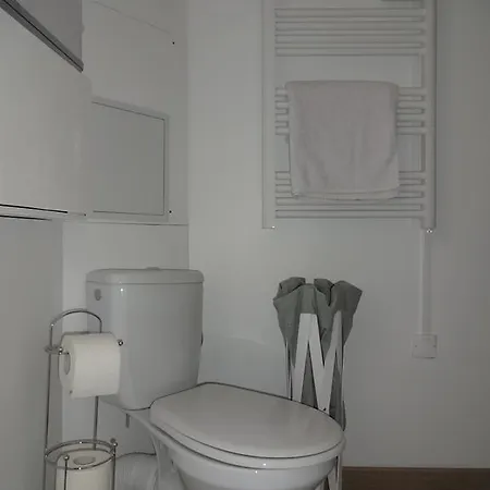 Le Cosy アパート *